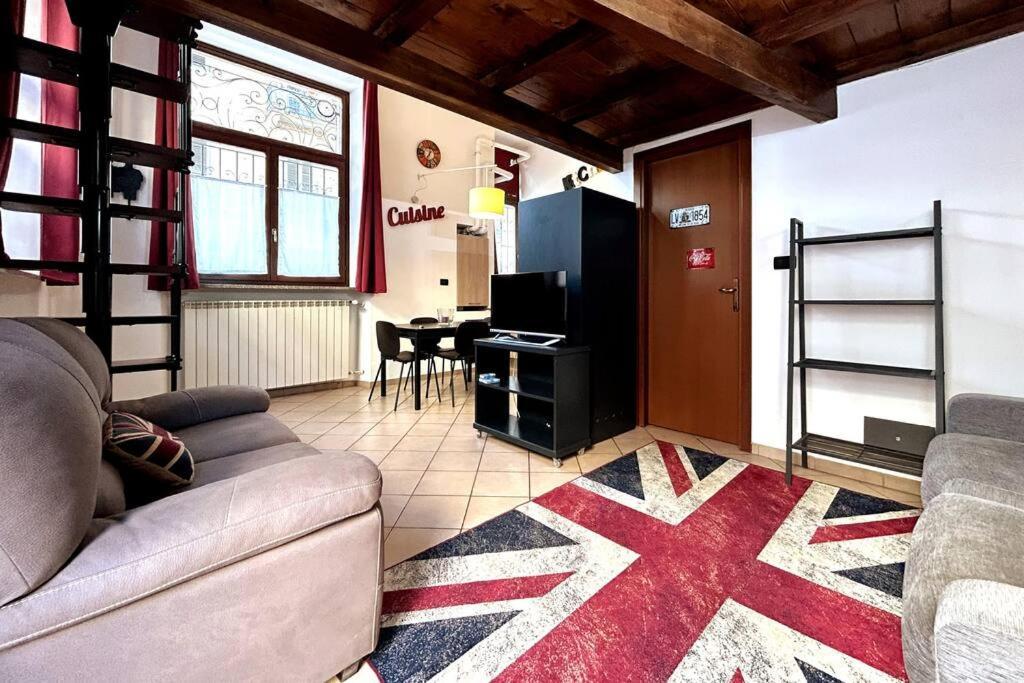 Grazioso Loft A 5 Minuti Dal Centro Di Torino Apartment ภายนอก รูปภาพ